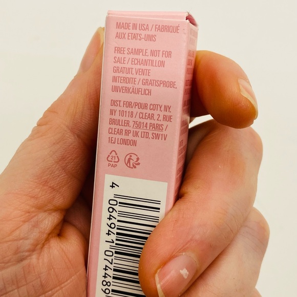 NWT KYLIE COSMETICS High Gloss Matte Liquid Lipstick in 808 Kylie Size 1 ml mini - Picture 6 of 11